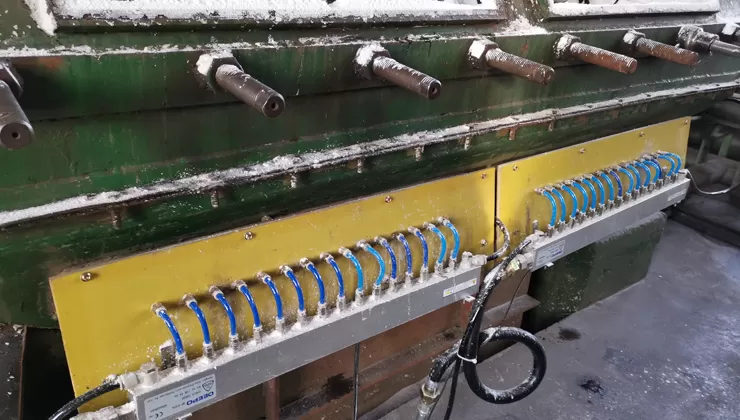 QP-F35A Static Eliminator lnstallation Cases