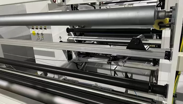 QP-F66 Static Eliminator lnstallation Cases